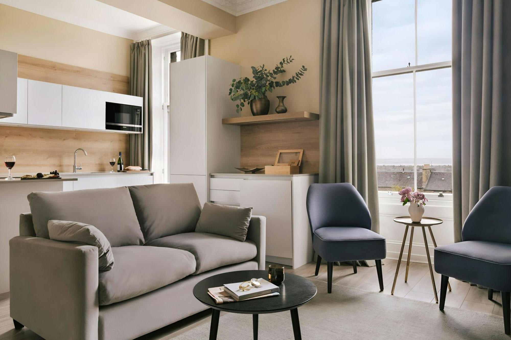Aparthotel Sonder Royal Garden Edinburgh